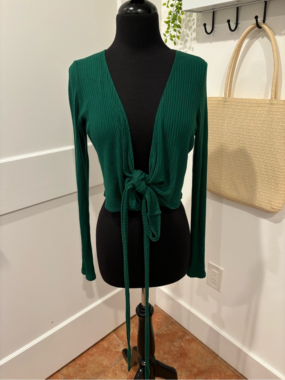 Reformation Petalo Wrap Style Knit Top Pine Green Womens Large Fall Ribbed Boho - Picture 8 of 16